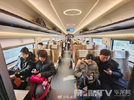 重庆地区首次配属！CR400AF-S智能提升型复兴号动车组上线运营