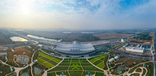 安徽南部去上海有“捷径”了！沪苏湖高铁正式开通