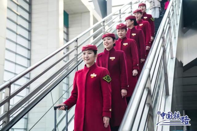 高铁新线即将开通！司机视角抢先看→