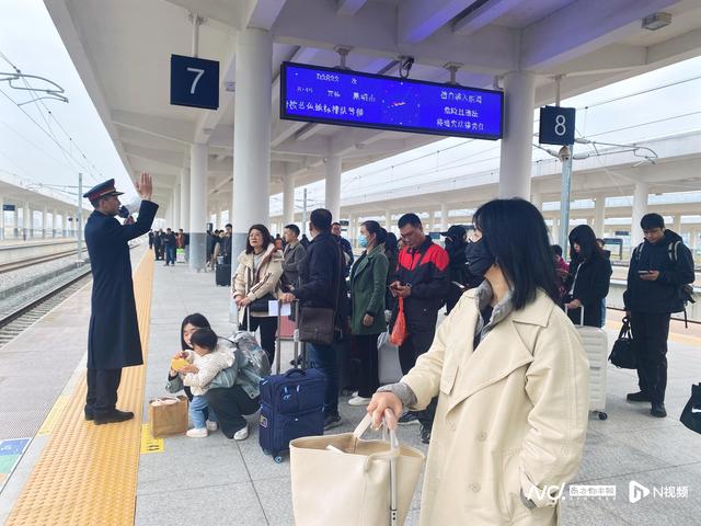 全国铁路1月5日零时起调图，江门这些车站列车开行有变化