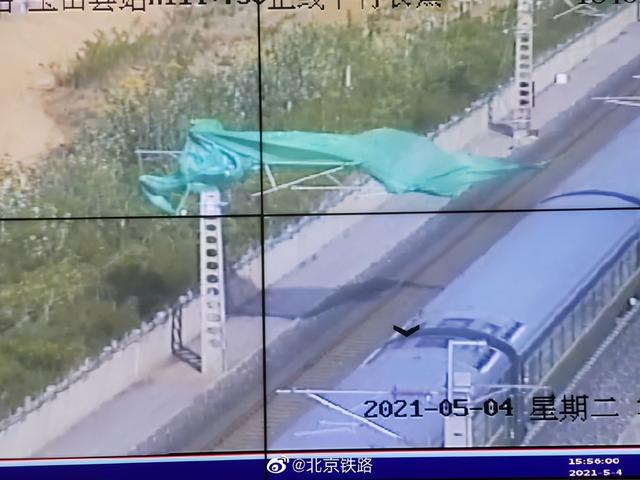 高铁接触网4天挂了6次异物，“无情”大风该如何应对？