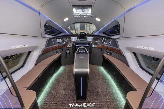 全球最快高铁列车啥模样？高清组图先睹为快