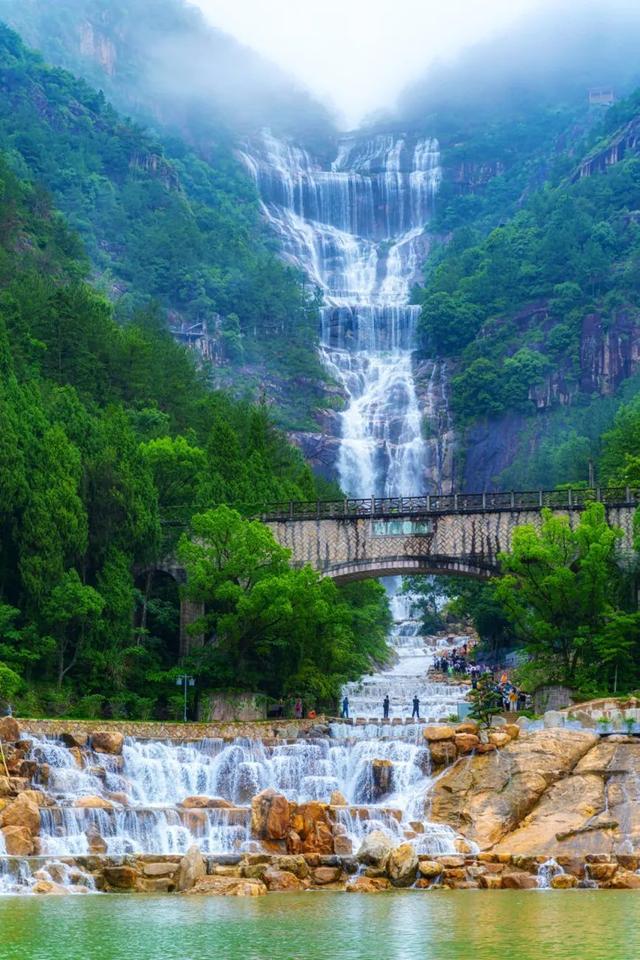 跟着这趟高铁专列，开启天台山诗路探寻之旅！