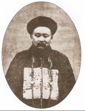 50年邓小平提出修建成渝铁路，中央决定搁置，邓：三个原因必须修