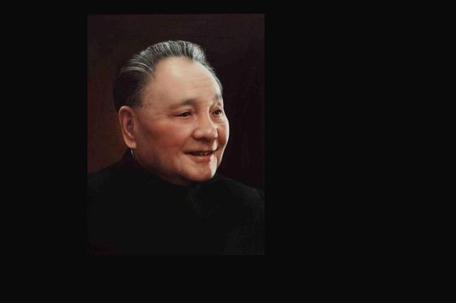 50年邓小平提出修建成渝铁路，中央决定搁置，邓：三个原因必须修