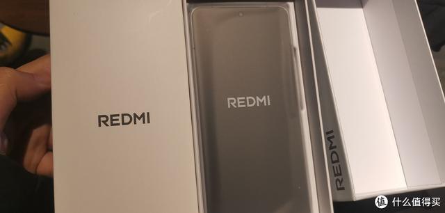 为了买到1999的红米K80，我打了两趟火车的
