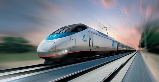 中国高铁是越建越亏！负债累计6万亿，14亿人养不起中国铁路？