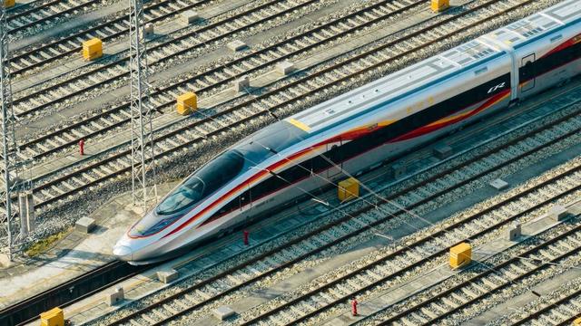 3组“升舱版”复兴号智能动车组到位 成都动车“家族”成员达到176个