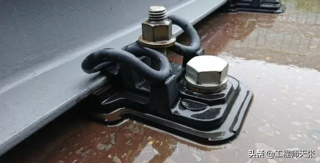 高铁线路为什么不修成直线？弯曲抵消钢轨热胀冷缩？别被忽悠了