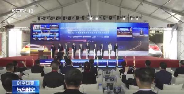 中国高铁开到国外！让外国人也体验一把时速350公里的旅程