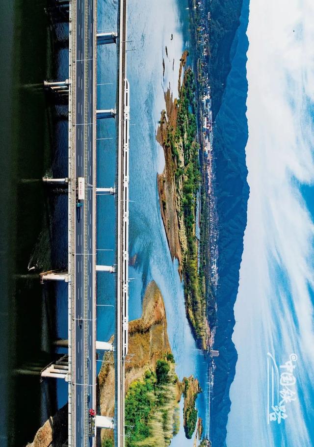 特辑｜跨越山河，中国4万公里高铁如何纵横延展？