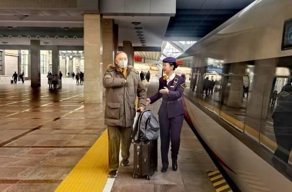 新年首日：国铁沈阳局首列复兴号技术提升型智能动车组上线运行