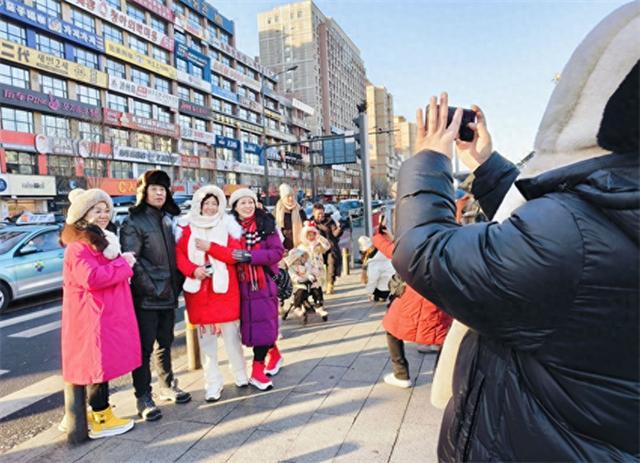 “熊猫专列”来了 “渝”见延吉 开启梦幻之旅