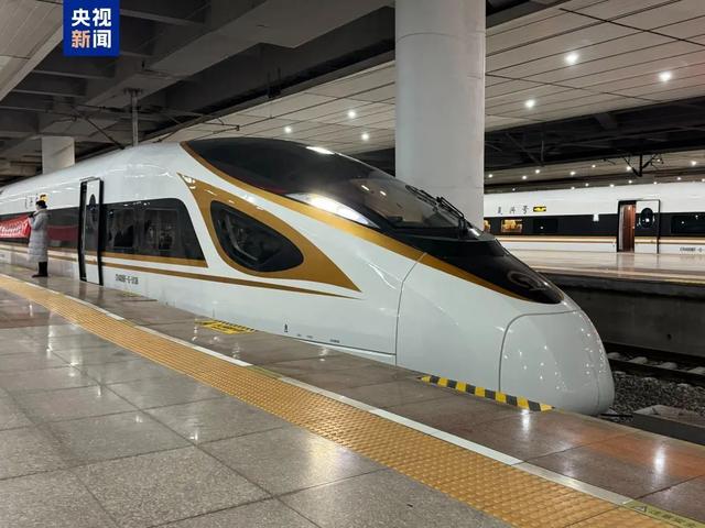 明天起，全国铁路列车运行图新调整