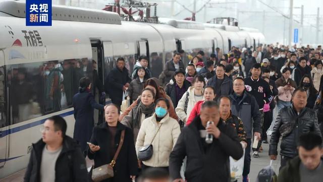 明天起，全国铁路列车运行图新调整