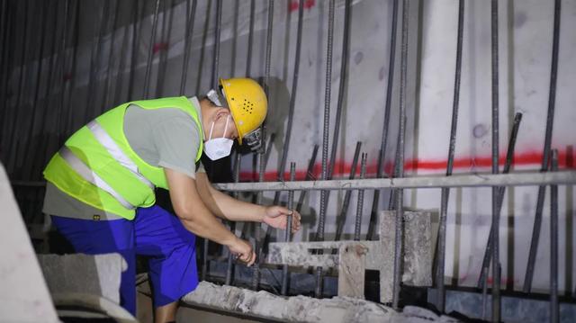 全列卧铺，“全包式”服务！网友：这趟专列目的地绝美