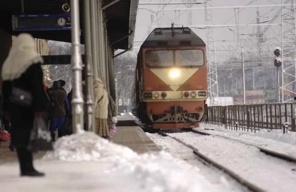 小空间讲大故事！10部多类型高评价列车相关电影盘点