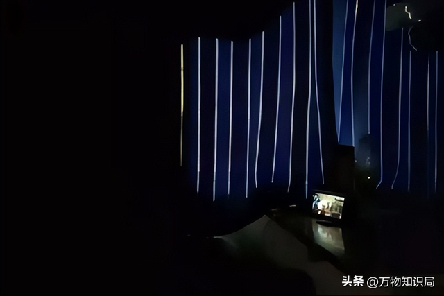 火车上源源不断的水从哪里来？火车上的排泄物又到哪里去了？