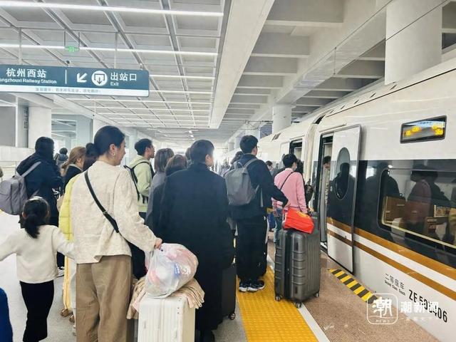 杭州⇌香港，6个多小时高铁直达！楼下办签注，上楼就出发