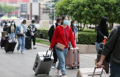 高铁“变味”了？现在的高铁，为啥越来越多的人不愿意坐了呢？