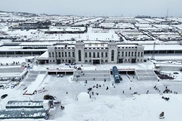 这座火车站，不穿棉裤不“放行”？网友：太暖了！