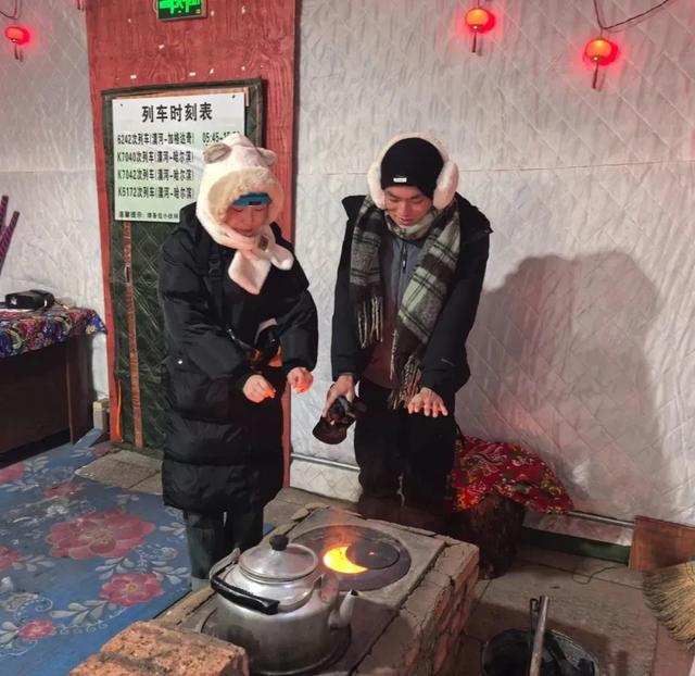 这座火车站，不穿棉裤不“放行”？网友：太暖了！