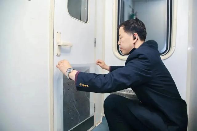 这座火车站，不穿棉裤不“放行”？网友：太暖了！