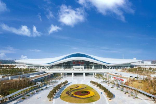 16.4万人次！荆荆高铁开通运营“满月”！