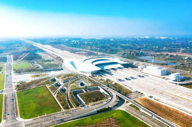 16.4万人次！荆荆高铁开通运营“满月”！