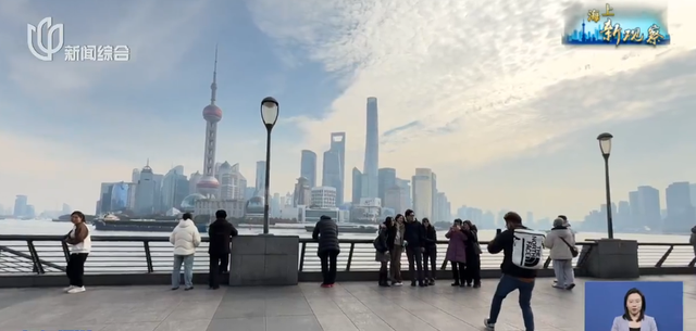 高铁车厢里全是老外！被包围的中国网友：以为出国了