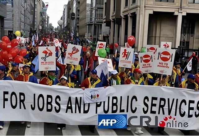 遥遥领先的中国高铁，为何在全球合作却极少？背后原因是什么？