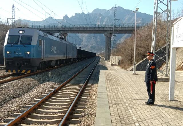 这两座火车站，新年必火！