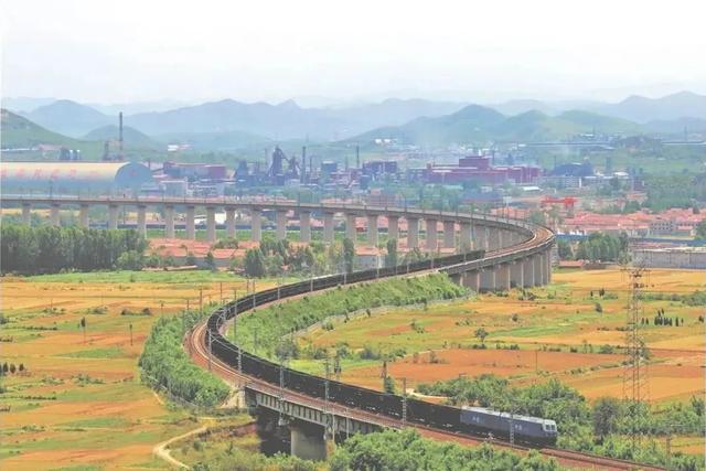 这两座火车站，新年必火！