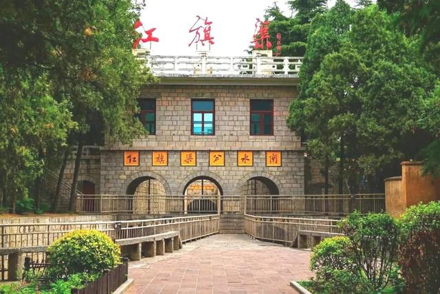 这两座火车站，新年必火！