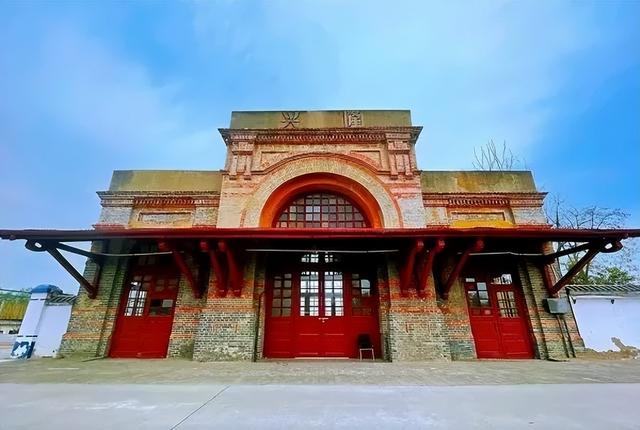 这两座火车站，新年必火！