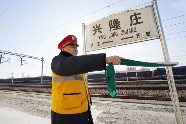 这两座火车站，新年必火！