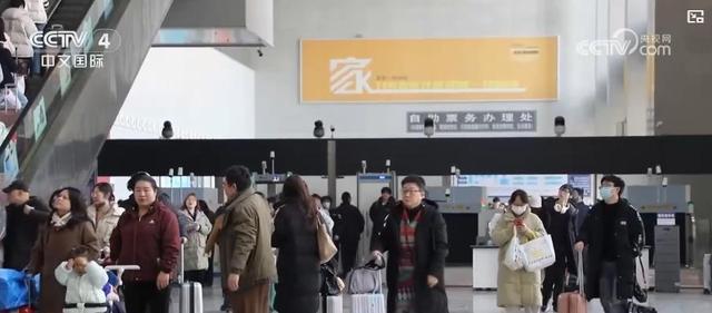 春运火车票预售火爆 铁路部门多措并举保障出行