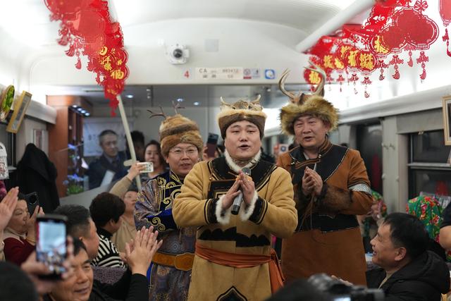 黑龙江开行首趟民族非遗文化列车
