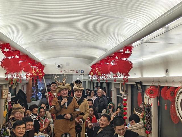 黑龙江首趟民族非遗文化列车开行