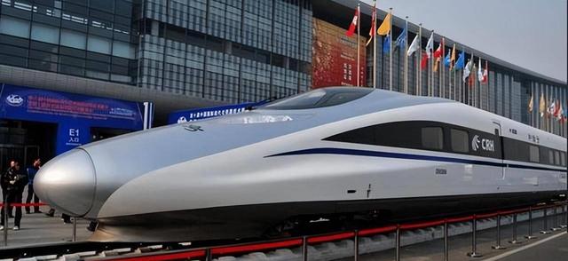 高铁和动车有什么区别？只是一字之差？其实还有这三点不同之处