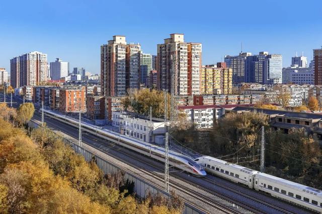 从北京出发，坐高铁列车三个小时内都能到哪儿？