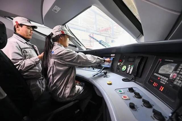 动车“体检”，护航春运