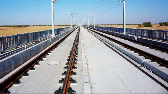 中国高铁的速度比德国快！德日领先的高铁技术，为何会被中国反超