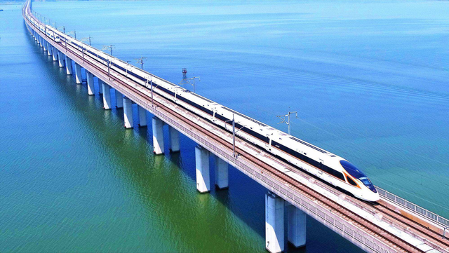 中国高铁的速度比德国快！德日领先的高铁技术，为何会被中国反超