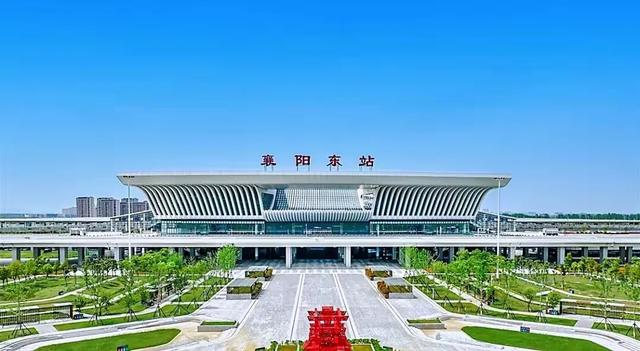 京广高铁辅助通道仅是开胃菜，京广二线才是竞争焦点，2市或无站