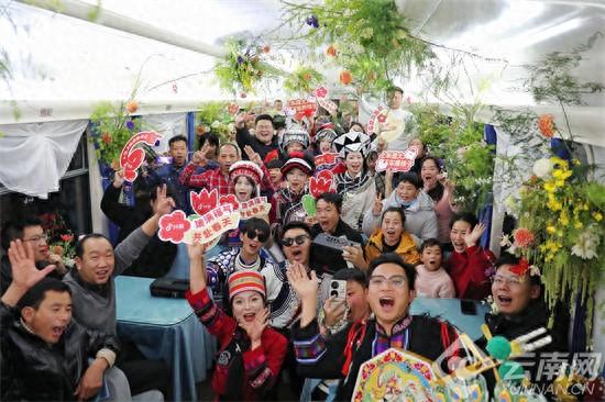 新春走基层|坐上春节“福气专列”回家