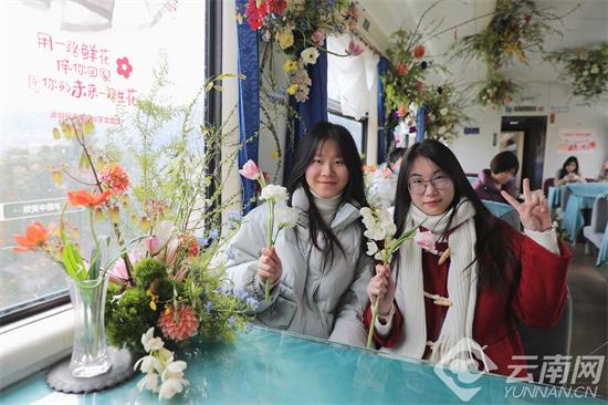 新春走基层|坐上春节“福气专列”回家