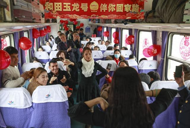 “慢火车”不慢回家路