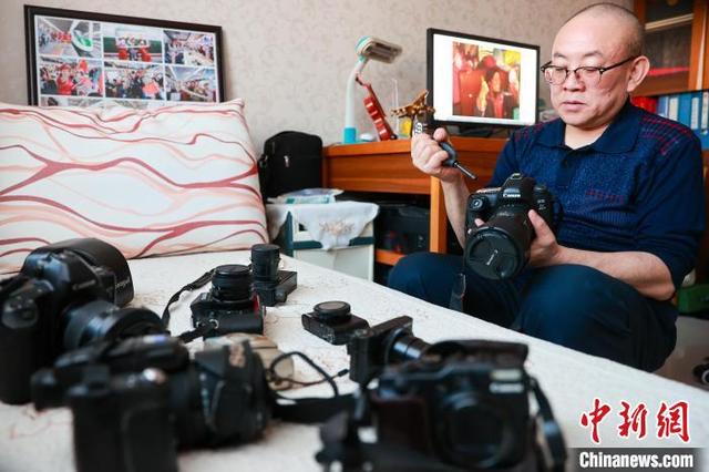 六旬客运列车餐车指导拍30万张照片记录青藏铁路发展历程