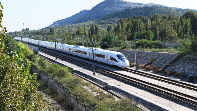 同样在山东，为何山东高铁褒贬不一，山东航空却屡屡被夸硬核？